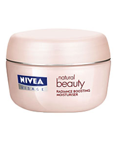Nivea Visage Radiance Boosting Moisturiser
